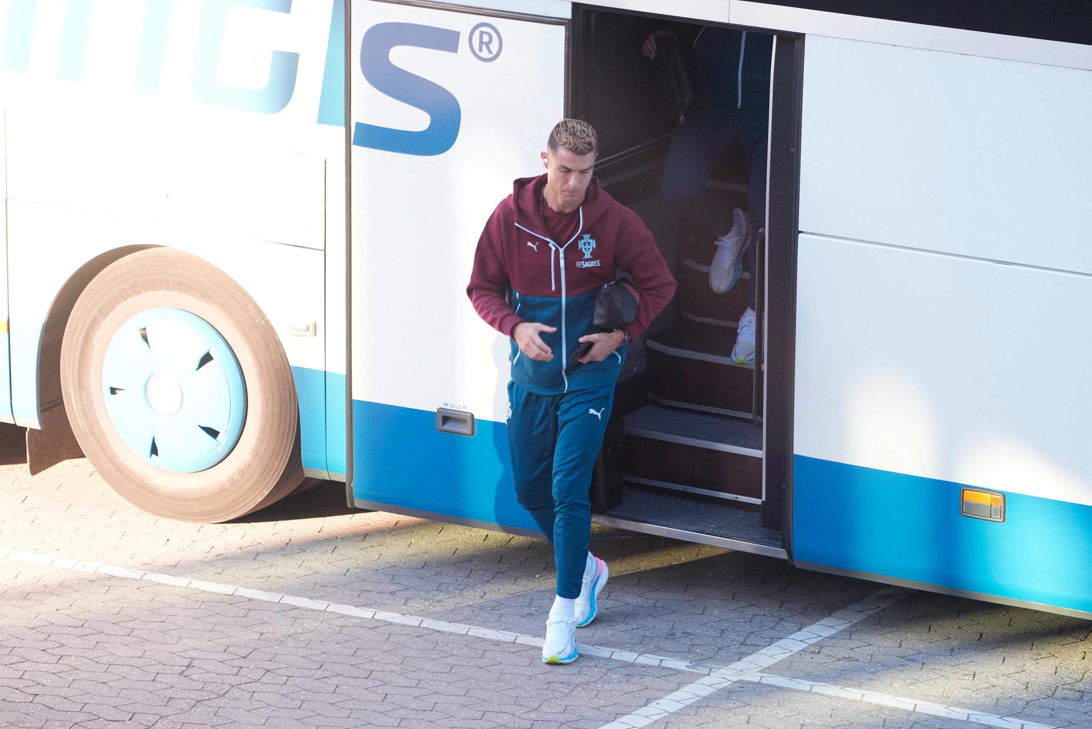 Cristiano Ronaldo leaves Portugal team amidst spat with manager