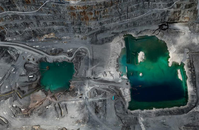 Panama commission recommends reopening First Quantum mine in order to ...