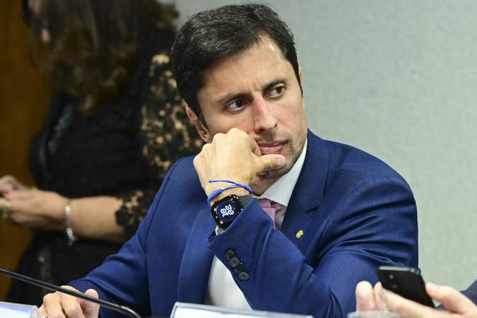 Deputado Duarte Jr. sofre atentado a tiros no Maranhão