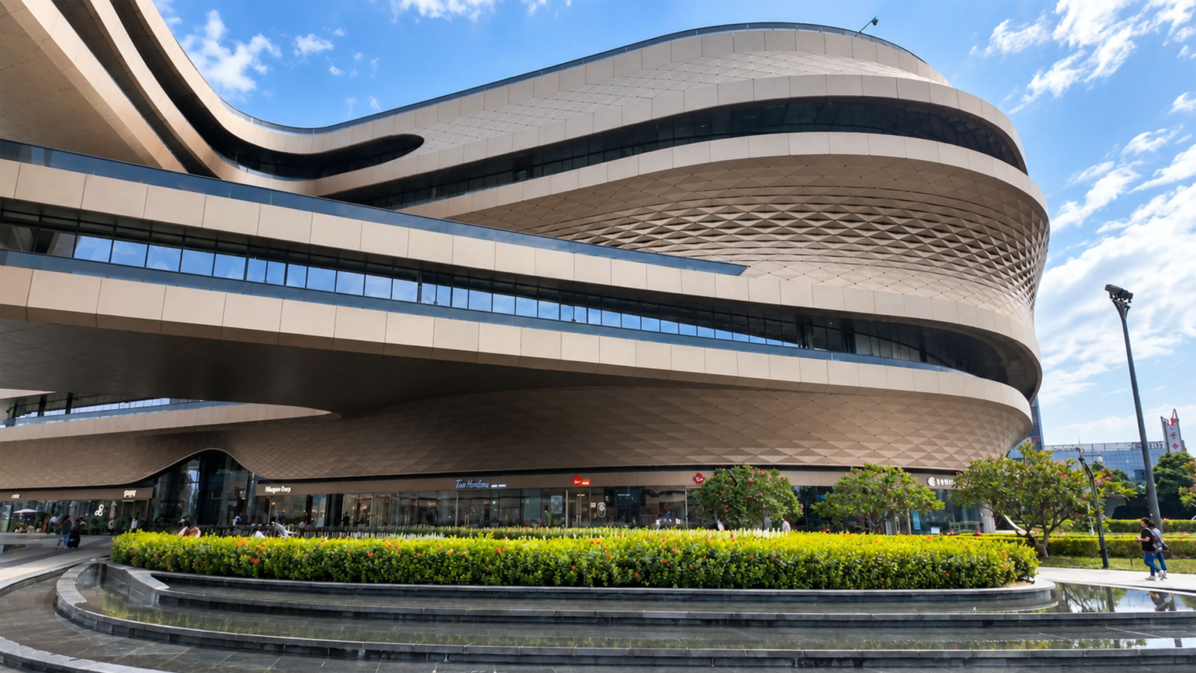 China’s modern architecture stands out with this unusual curved building