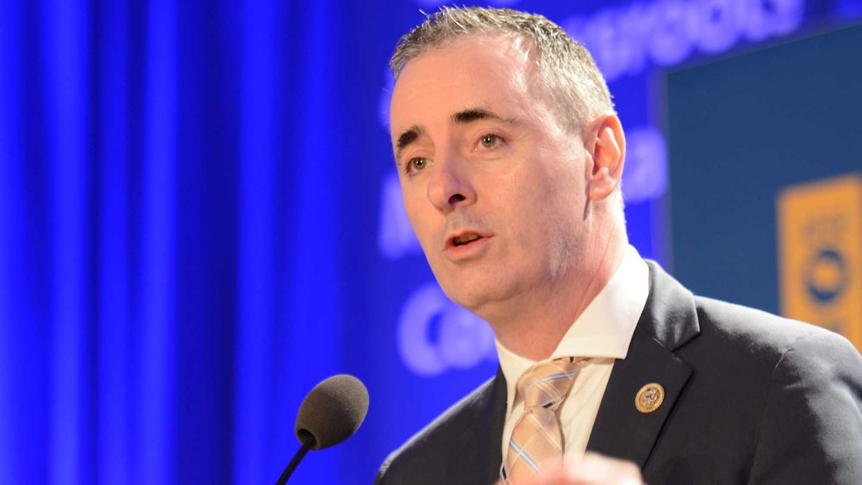 GOP candidate's ads traced to felon turtle trafficker who went to his ...