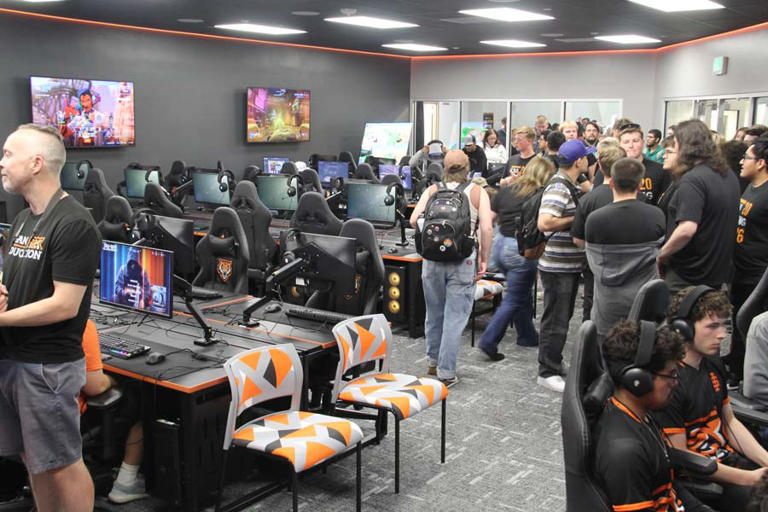 ISU unveils brand new esports arena