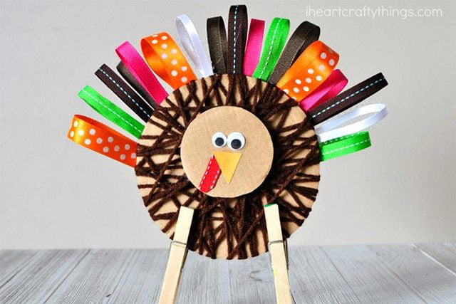 39 fun Thanksgiving crafts for kids to keep them busy