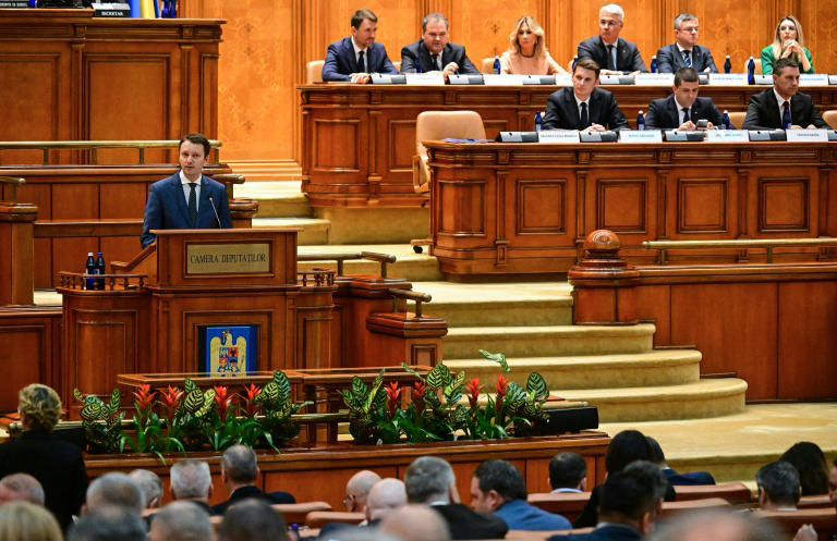 Romanian parliament rejects pro-EU PM candidate