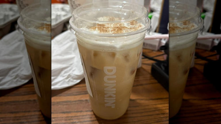 One of the best new fast food drinks of 2026 captures the taste of fall ...