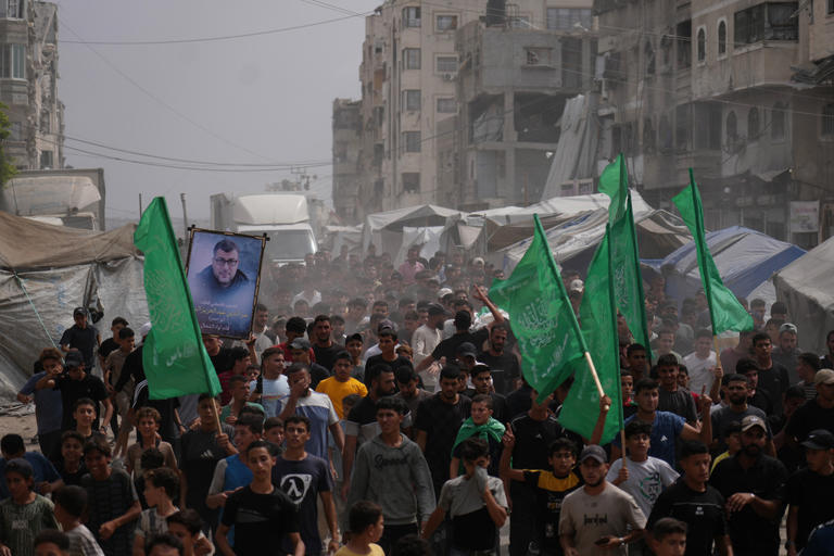 Israeli strikes in Gaza kill 5, wound 19 and other Mideast developments