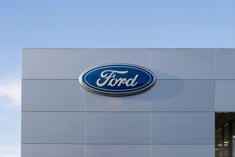 Ford stock slips following F-150 supply disruption