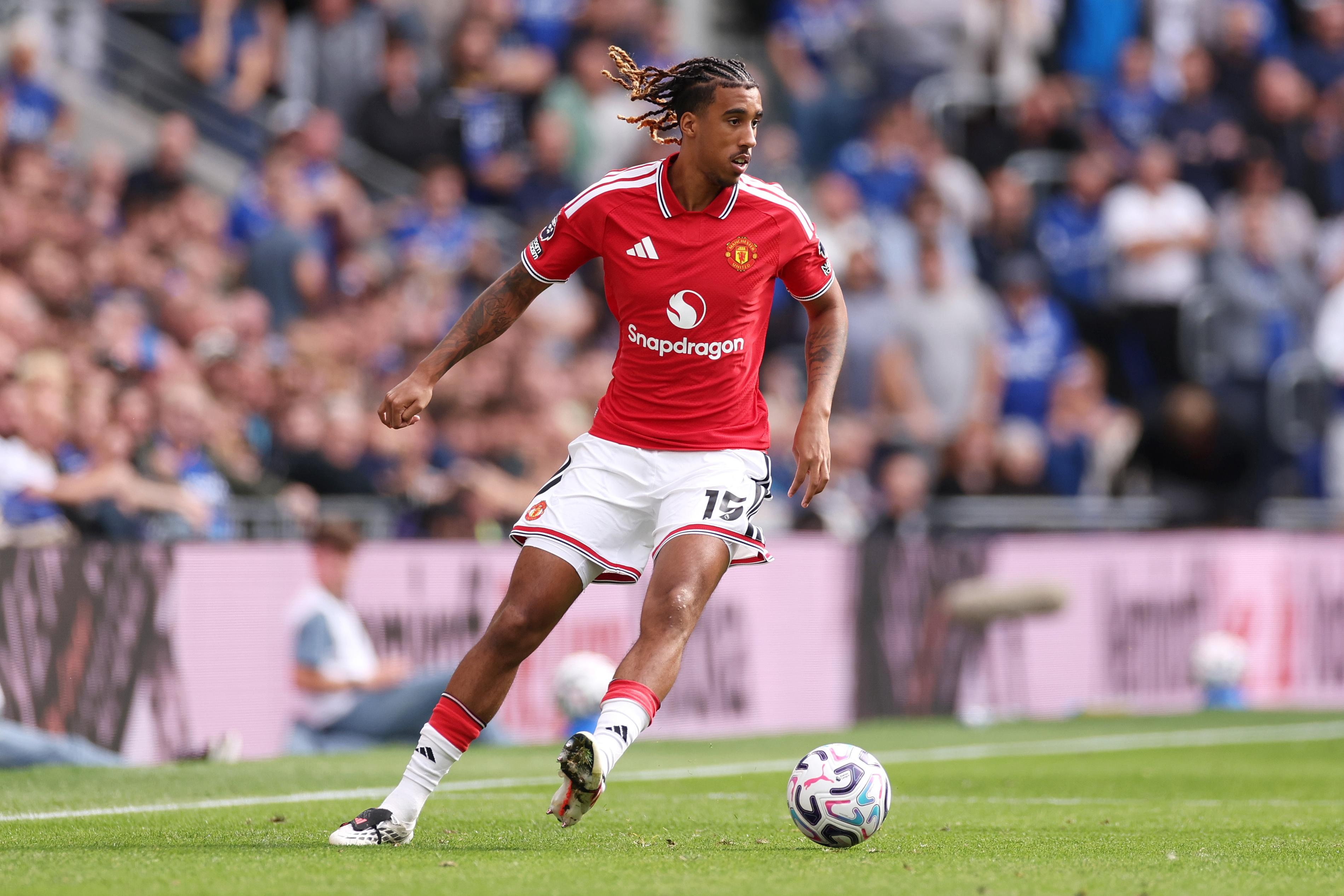 Manchester United cannot afford to stall Leny Yoro’s development