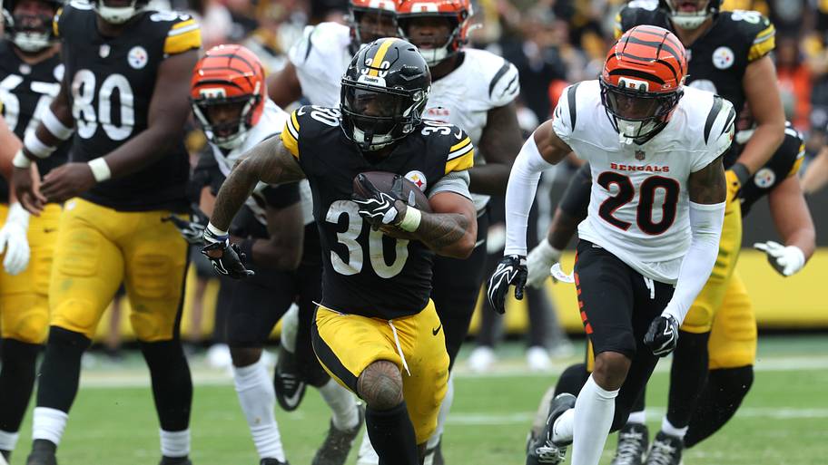 Jaylen Warren set for big fantasy football value boost as Rico Dowdle ...