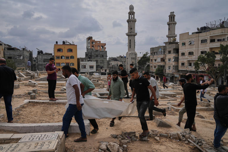 Israeli strikes in Gaza kill 5, wound 19 and other Mideast developments