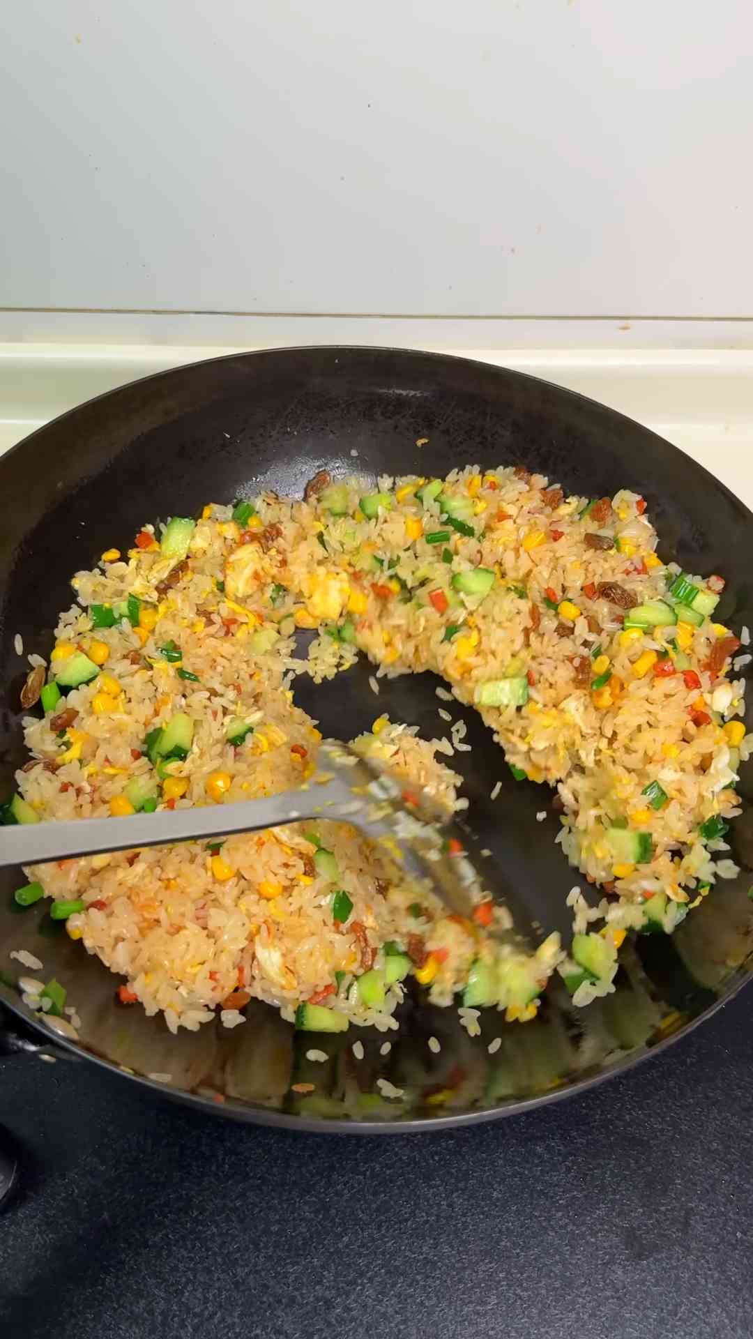 Sweet raisin and hawthorn fried rice