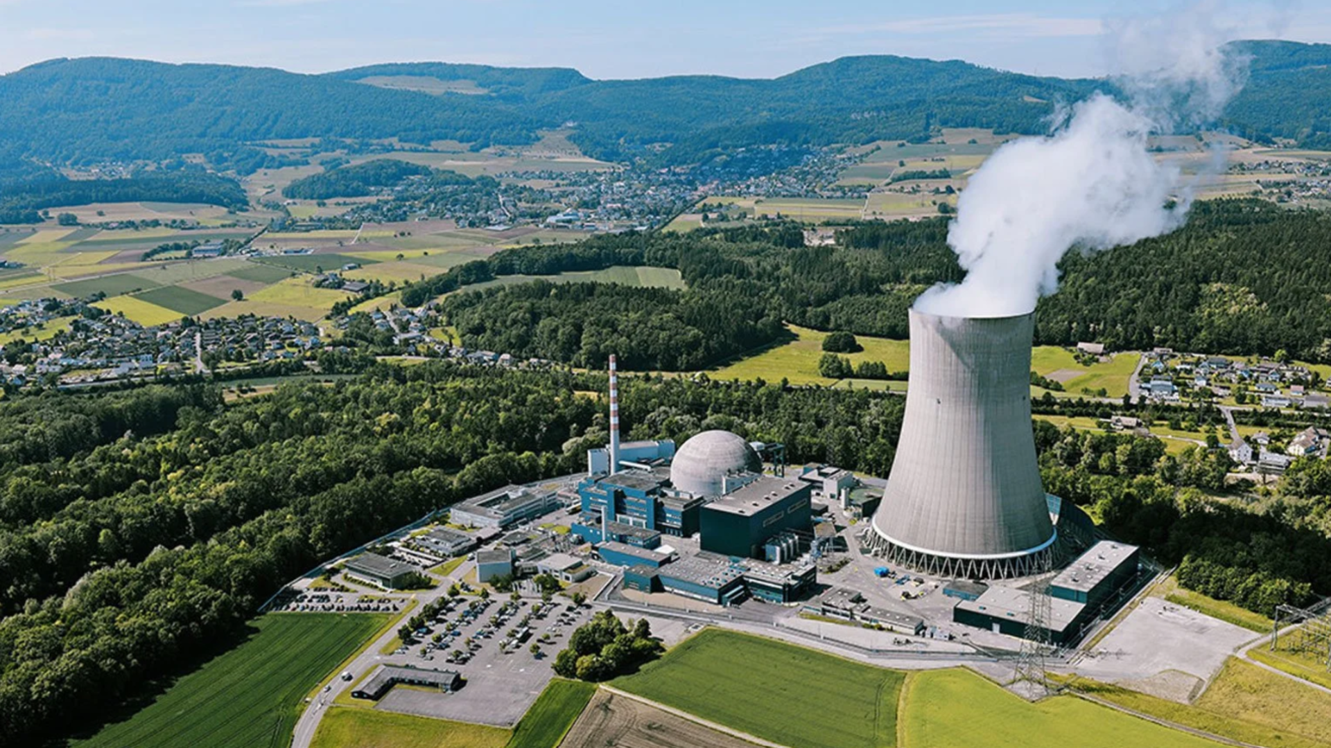 X-energy and Amazon plan 12 nuclear reactors at a retired Indiana coal site