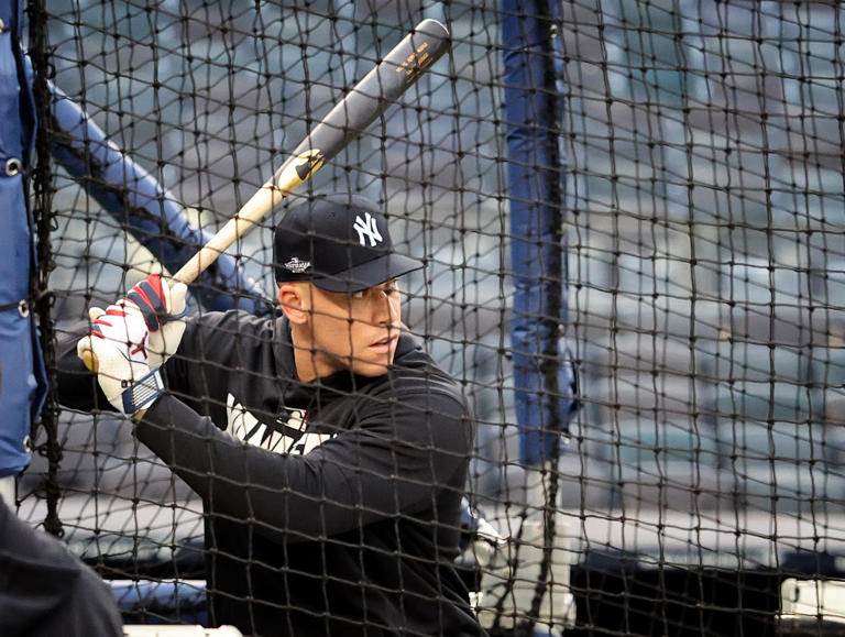 Yankees' Aaron Judge takes swings in Double-A park, eyes postseason return