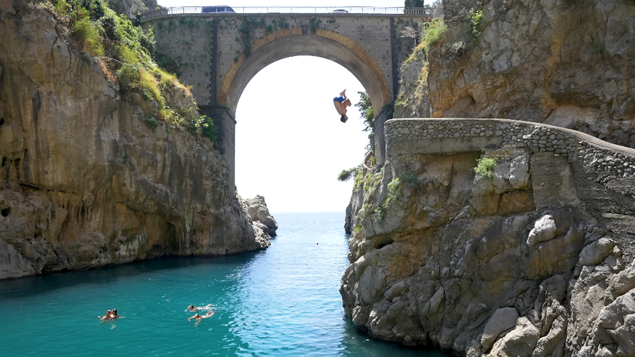 Amazing cliff jumping spots hidden inside Furore