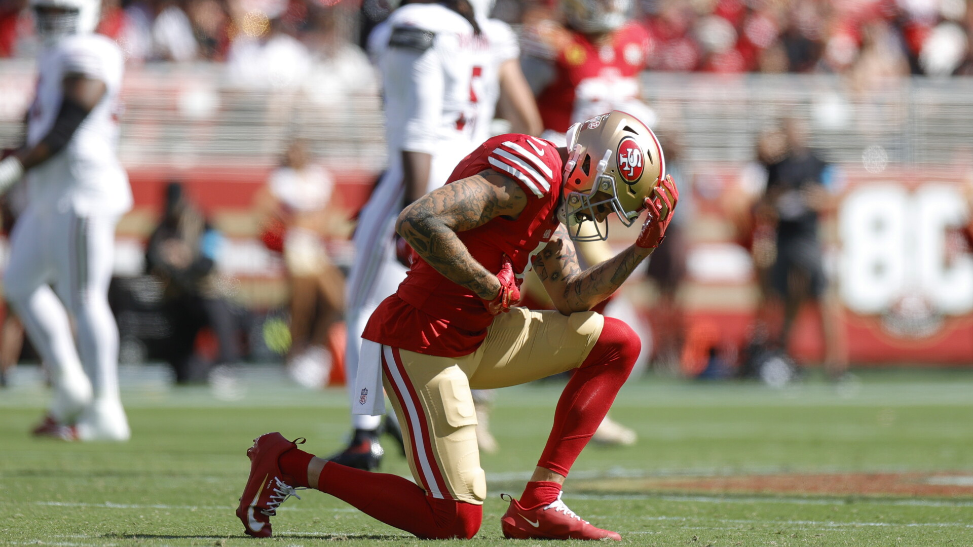 George Kittle on Mike Evans' injury: Fractured ribs suck