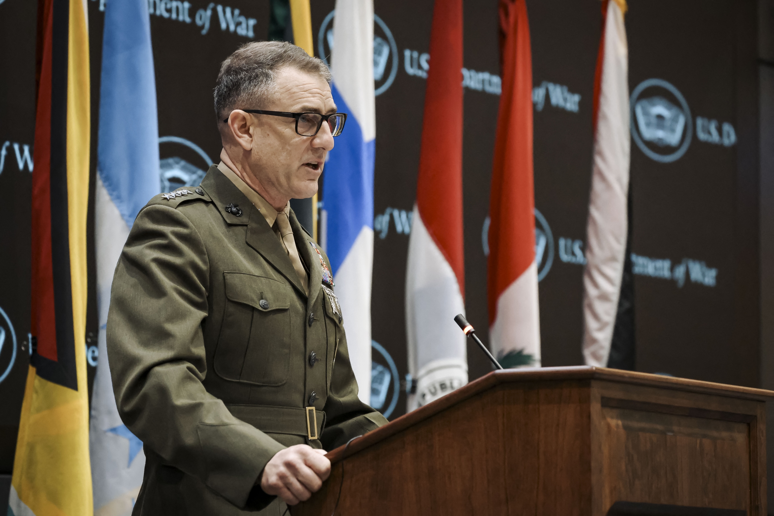 Southcom general won't rule out land strikes on cartels: 