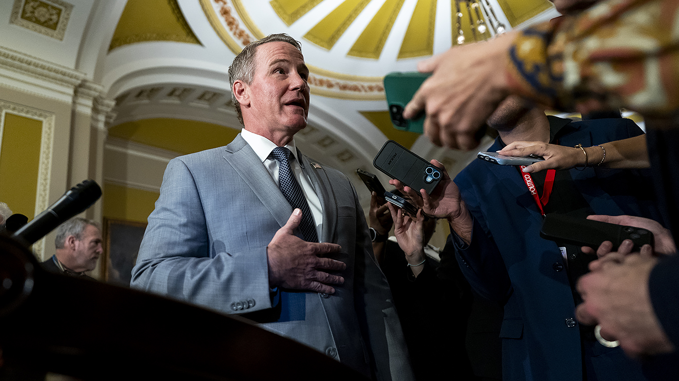 Senate votes on data center, insider trading bills