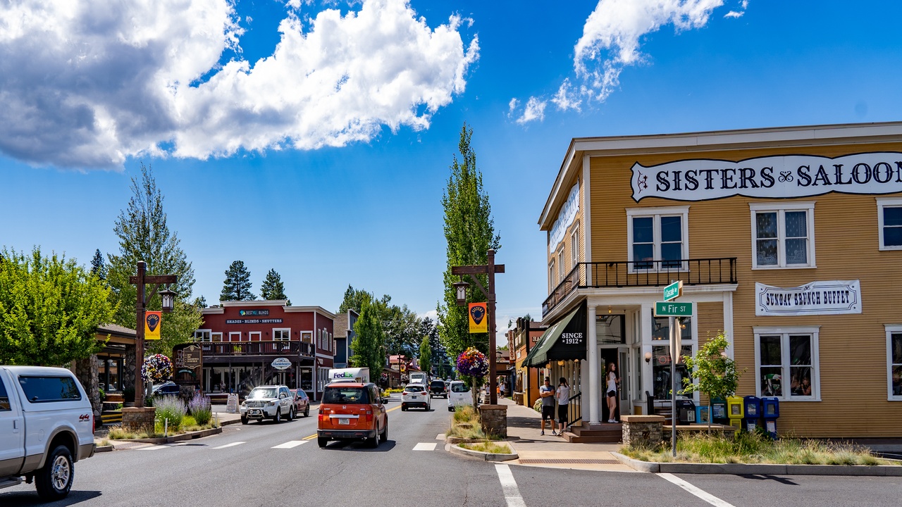 This Oregon town sits under three volcanoes named Faith, Hope and Charity