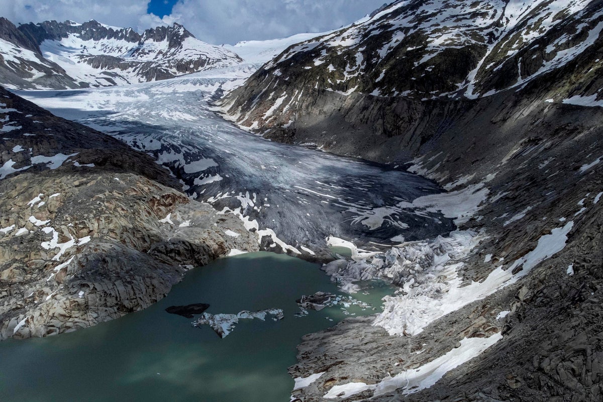 Swiss glaciers lose over 5% of ice volume in 2026 as heat waves, low ...