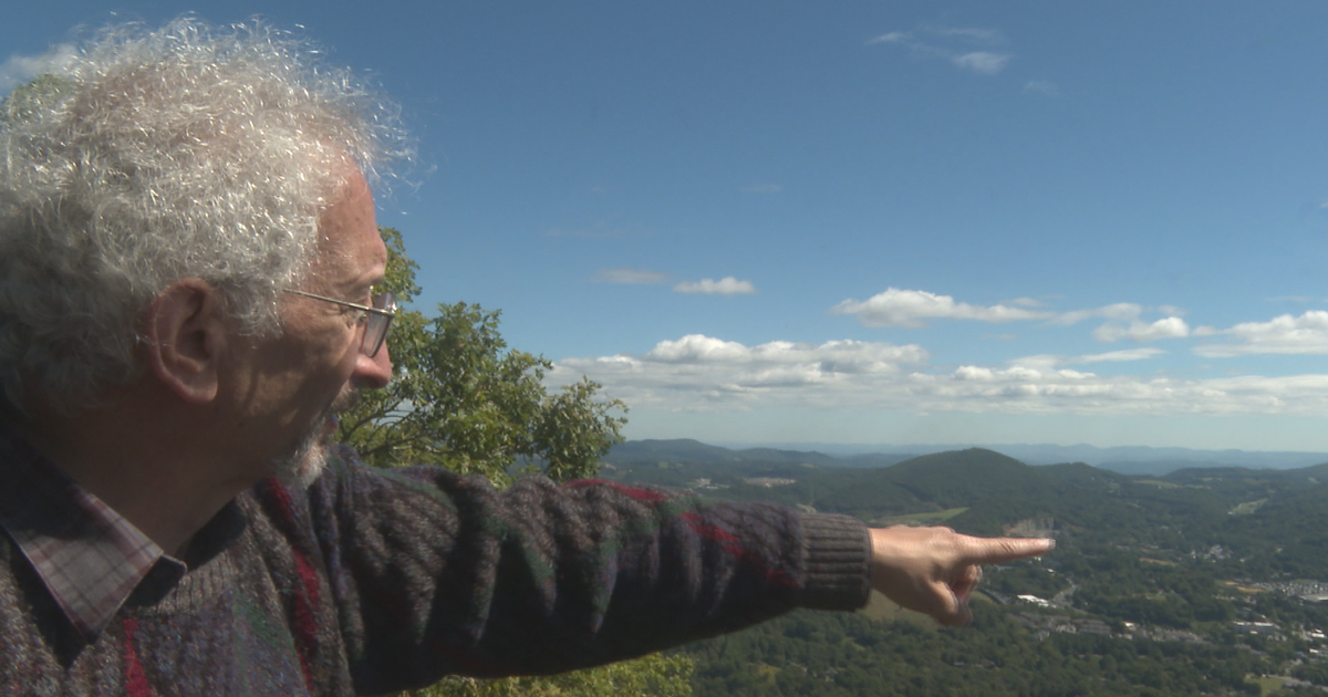 Heat delays fall color in North Carolina