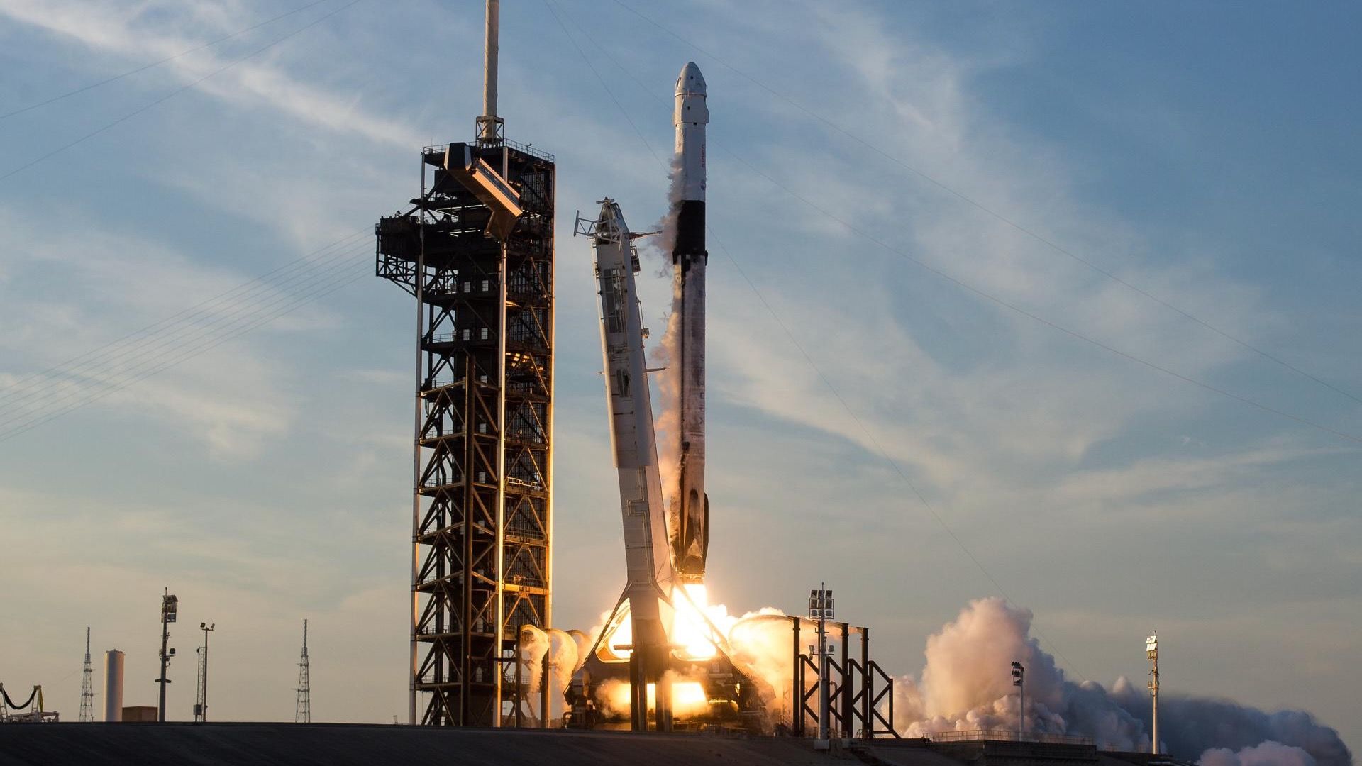 Launch tripleheader! SpaceX to fly 3 rockets in 13 hours today