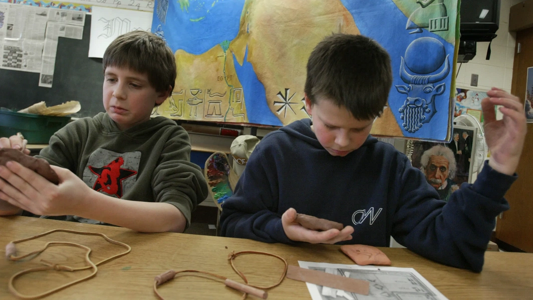 12 homeschooling methods, activities, and resources