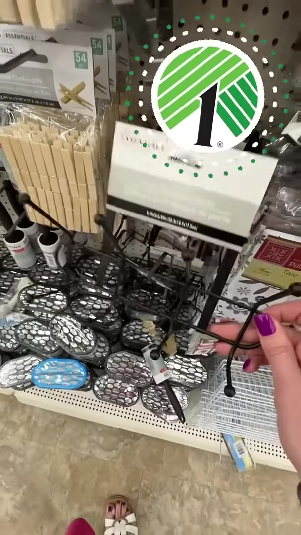 She did this with Dollar Tree vases? 😍 #dollartree #homehacks