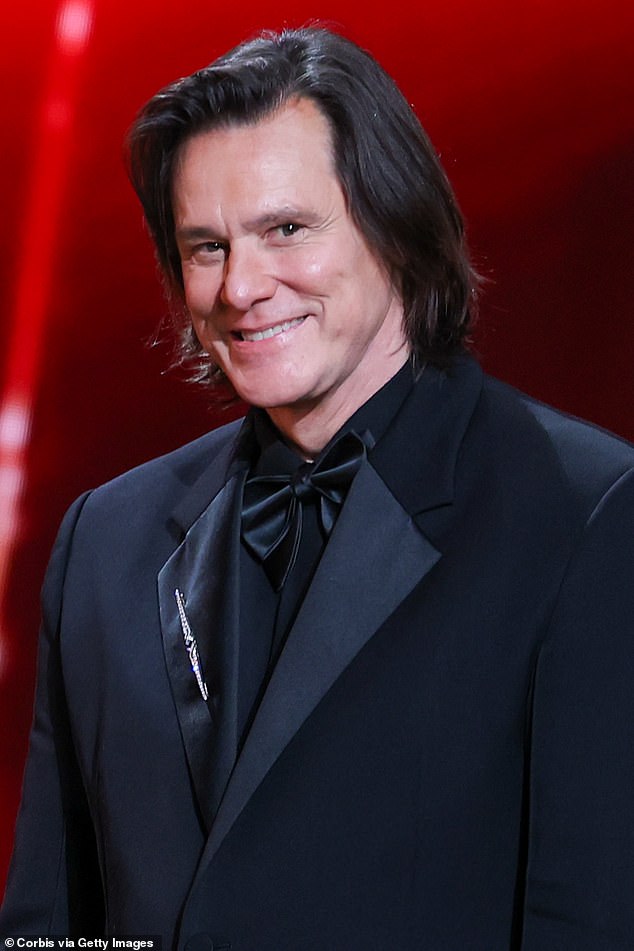 Jim Carrey, 64, secretly weds longtime girlfriend Min Ah in private Los ...