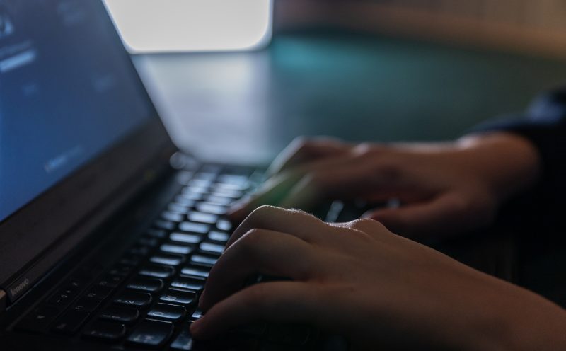Portland parents push for less screen time in schools
