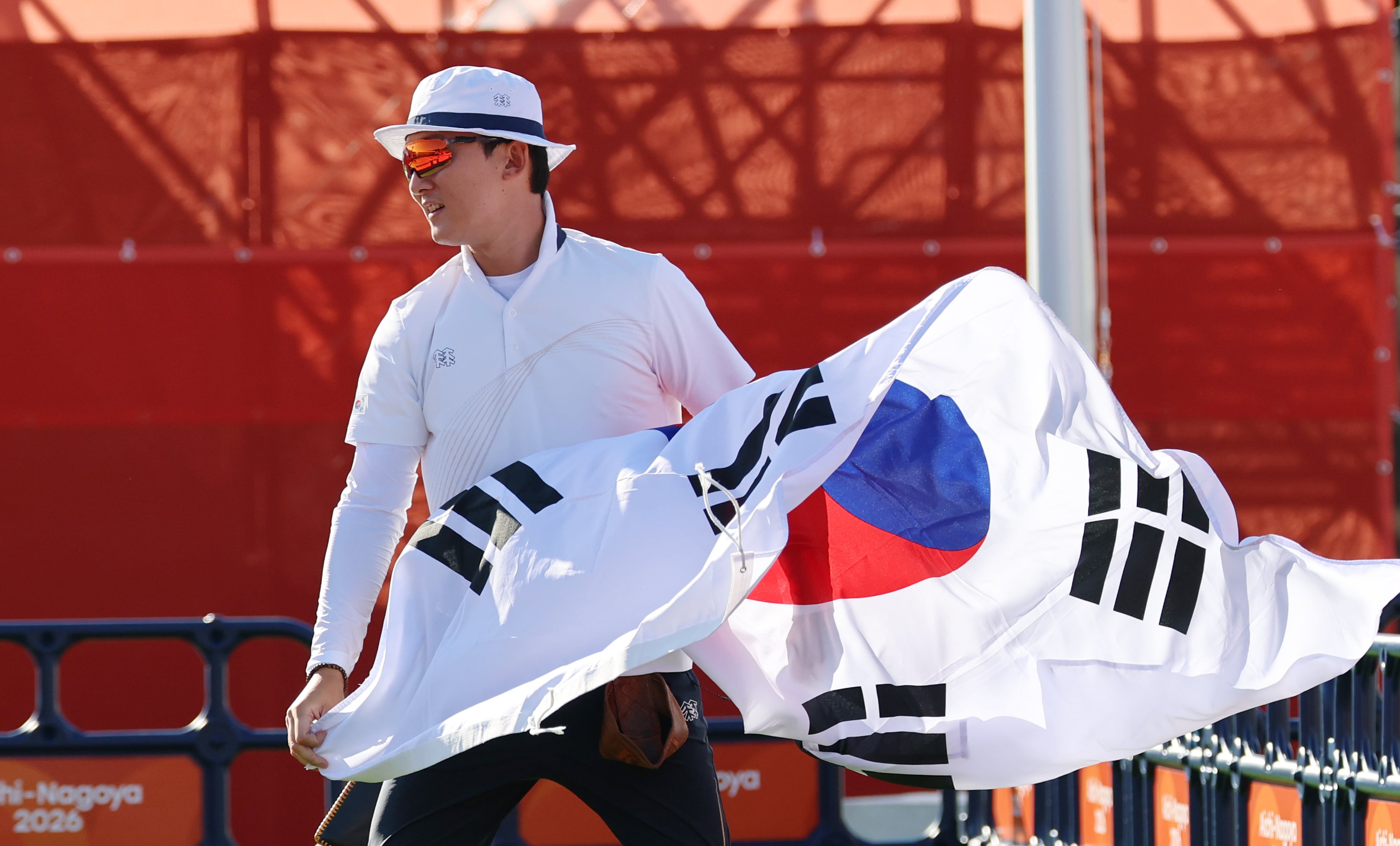 Kim Jongho secures South Korea's first compound men's individual gold