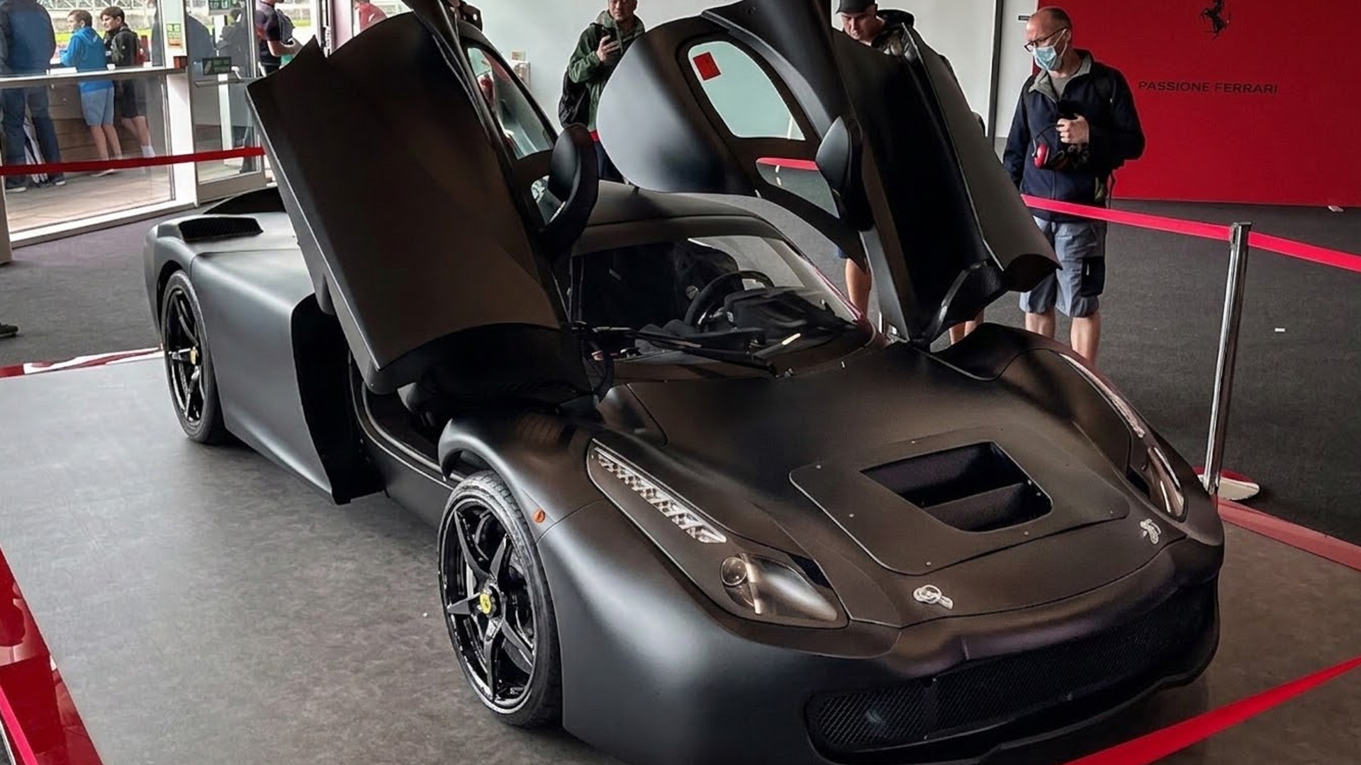 Rare LaFerrari prototype opens up for a closer look