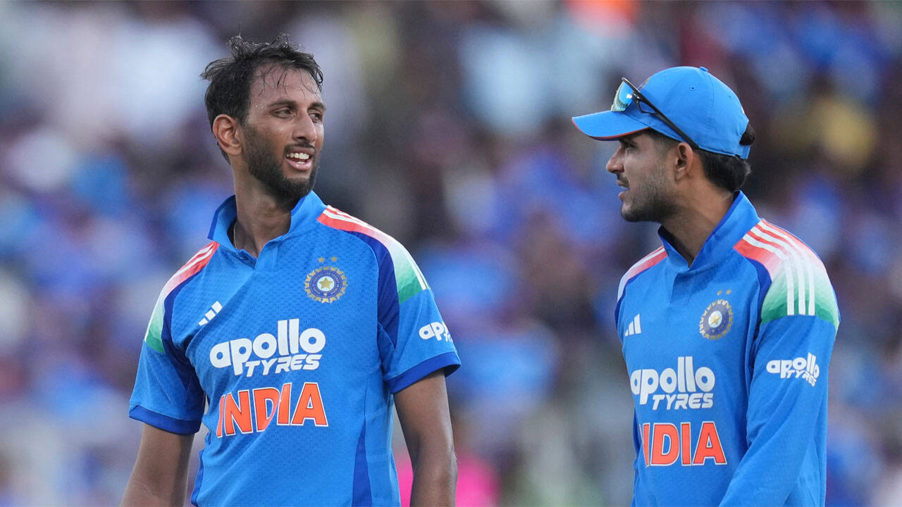 Prasidh injury clouds win: India monitor pacer after hamstring strain ...