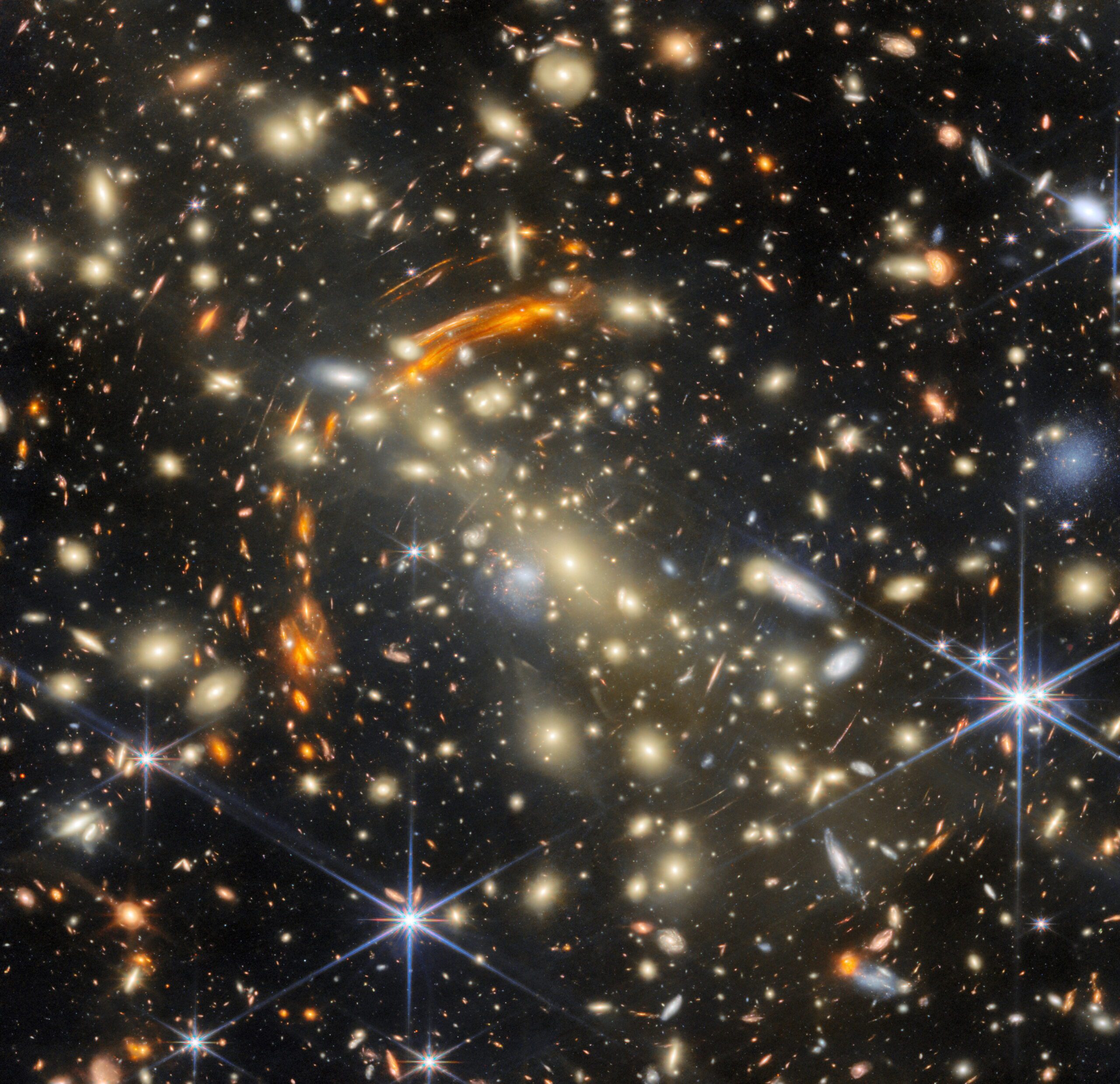 Space scientists unveil 