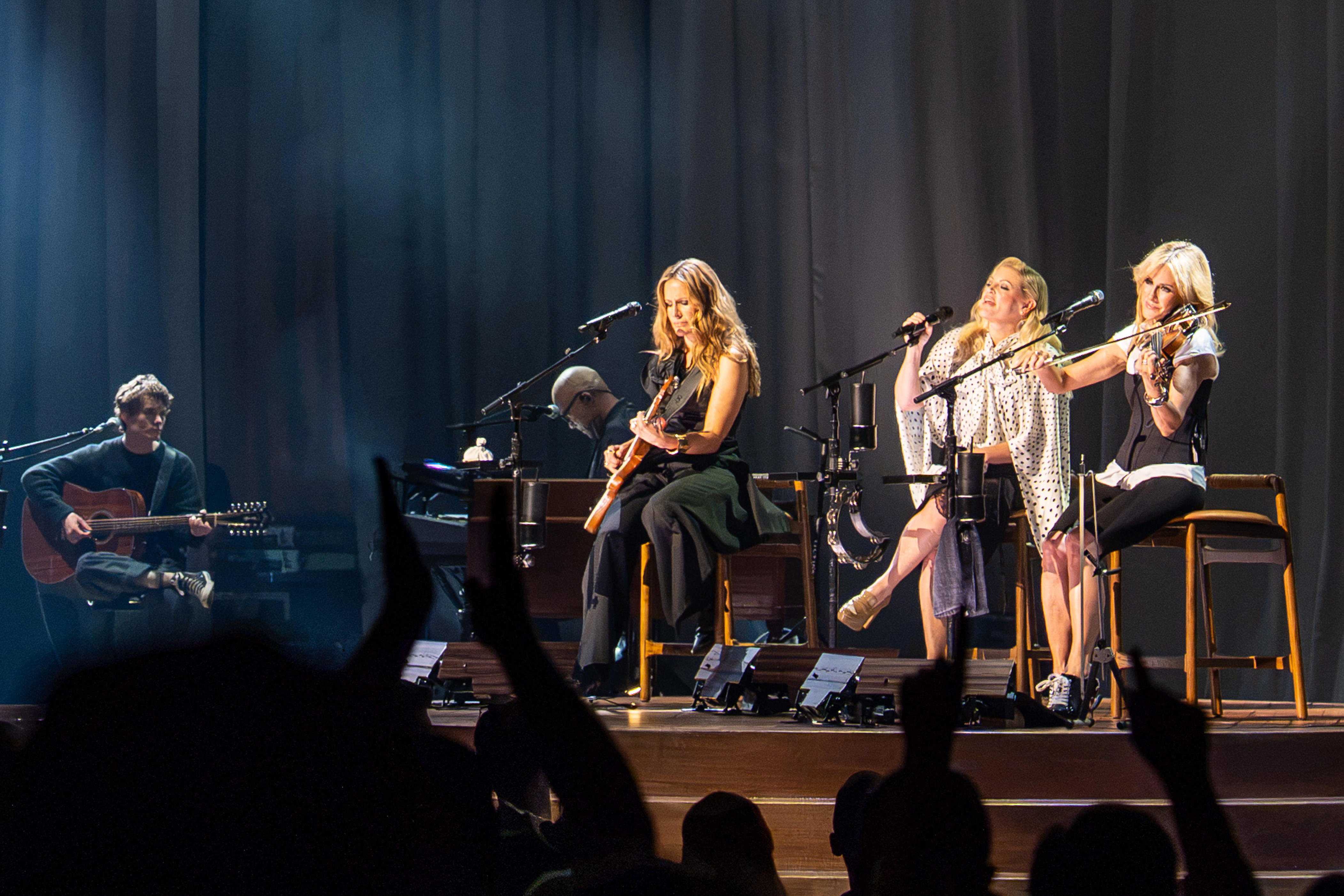 The Chicks kick off national Taking the Long Way tour at Fox Theatre