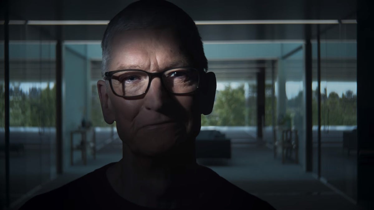 Tim Cook bailed out just in time to avoid the iPhone Duo quagmire