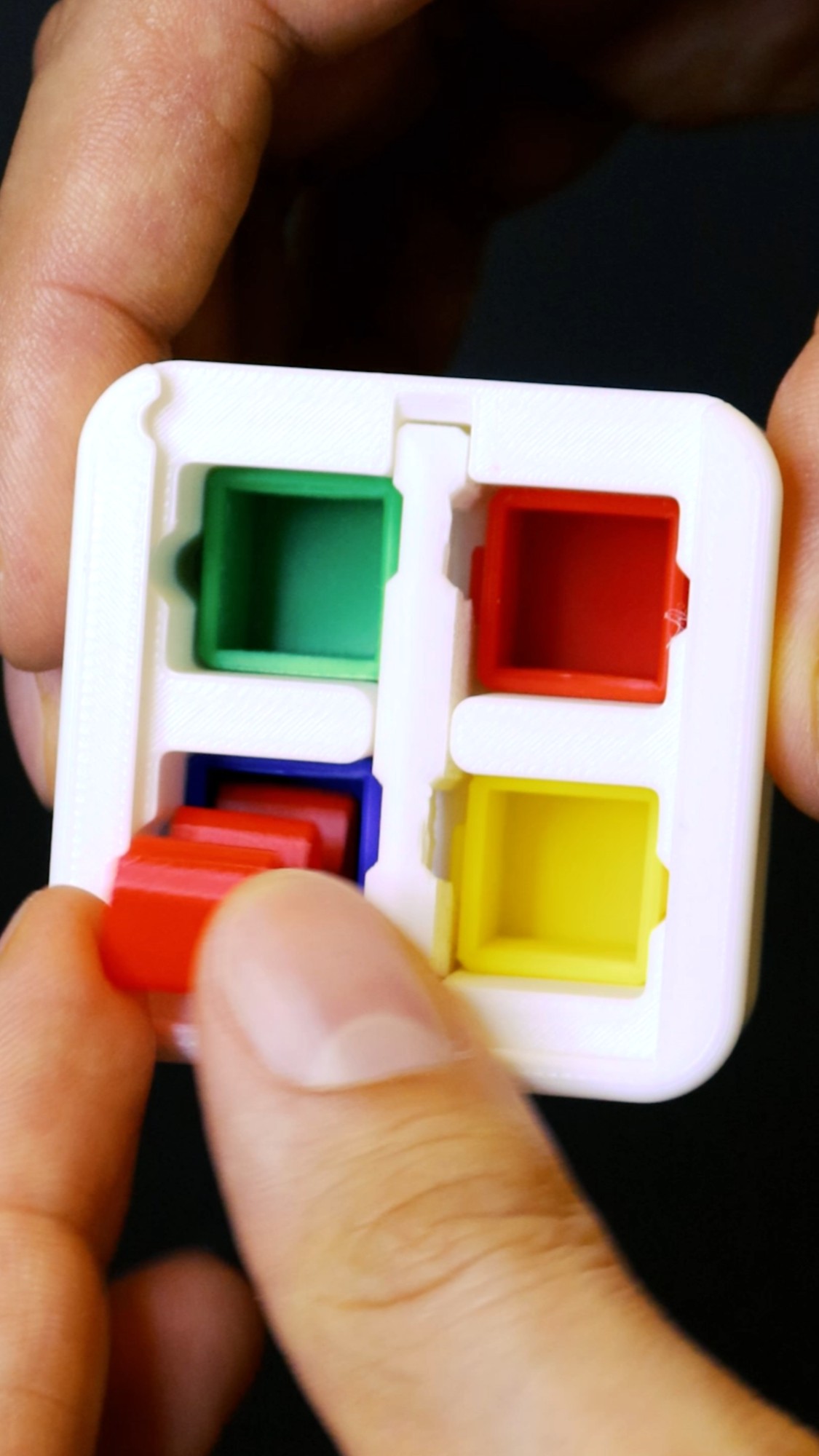 Satisfying 3D printed toggle fidget with smooth action