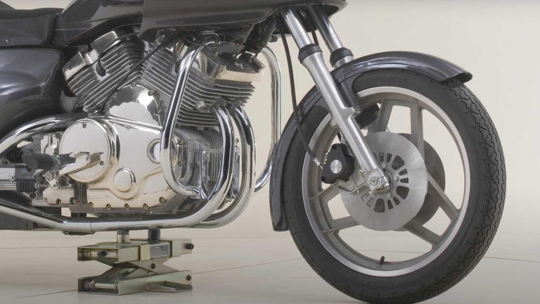 Harley-Davidson nearly built a V4 muscle bike decades before the Ducati ...