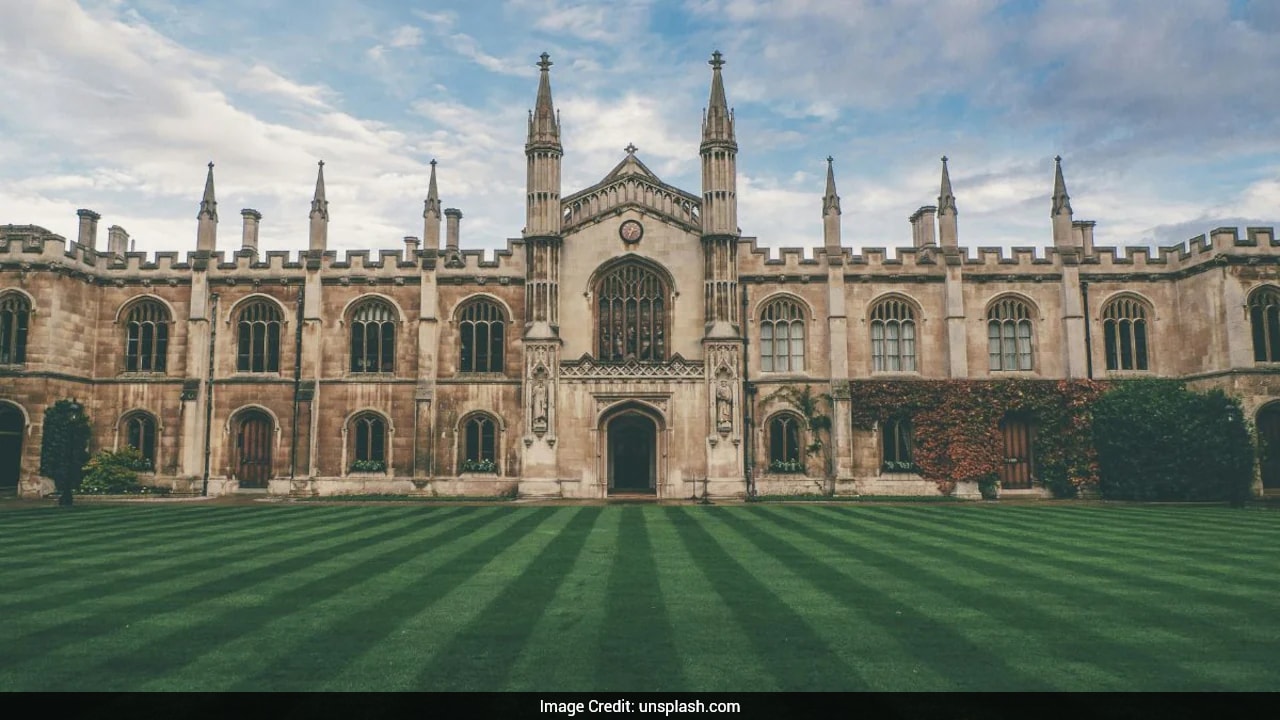 MI5 warns UK universities over Chinese funding of academic research
