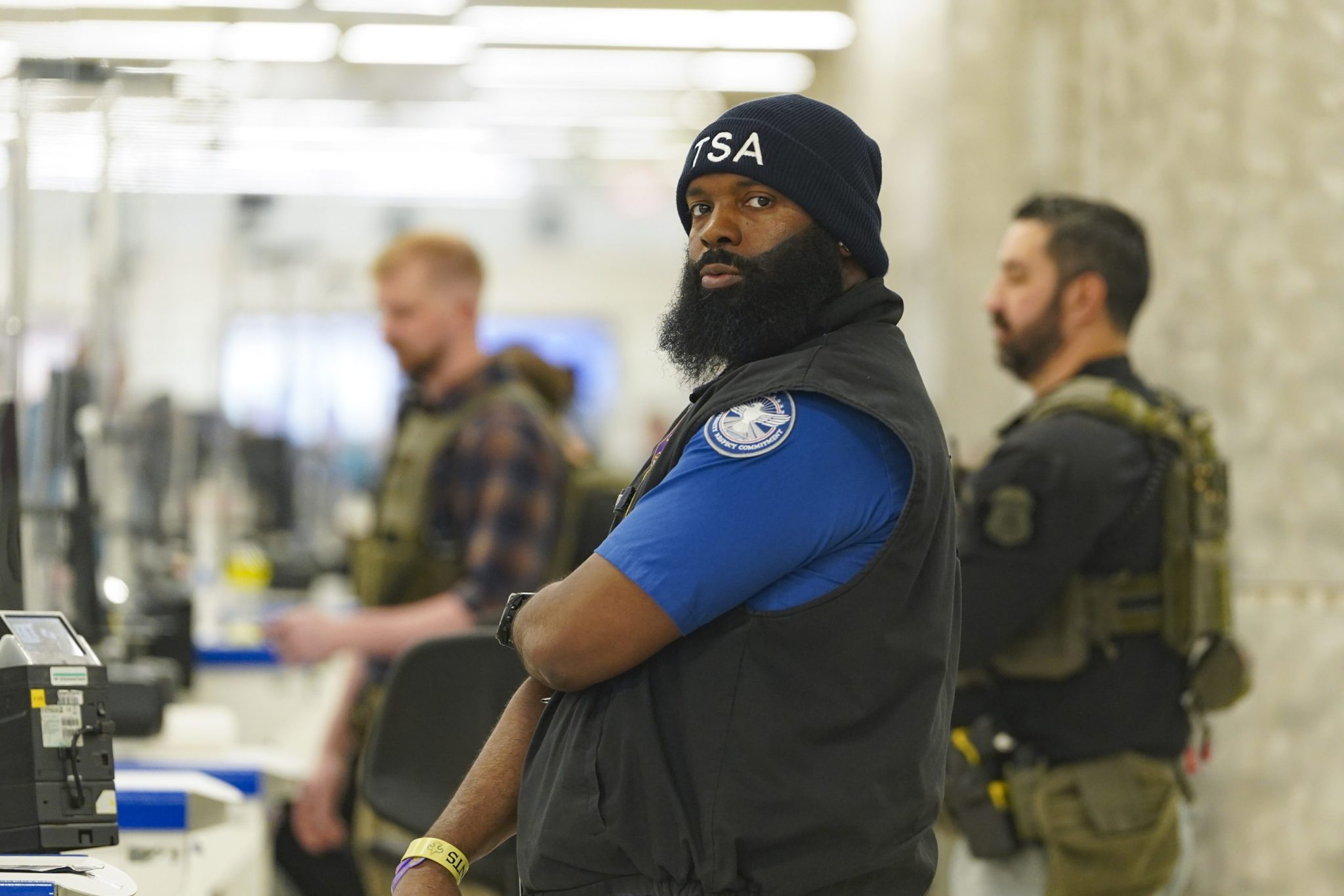 Trump removes chairs for TSA agents, saying they 'must meet fitness for ...
