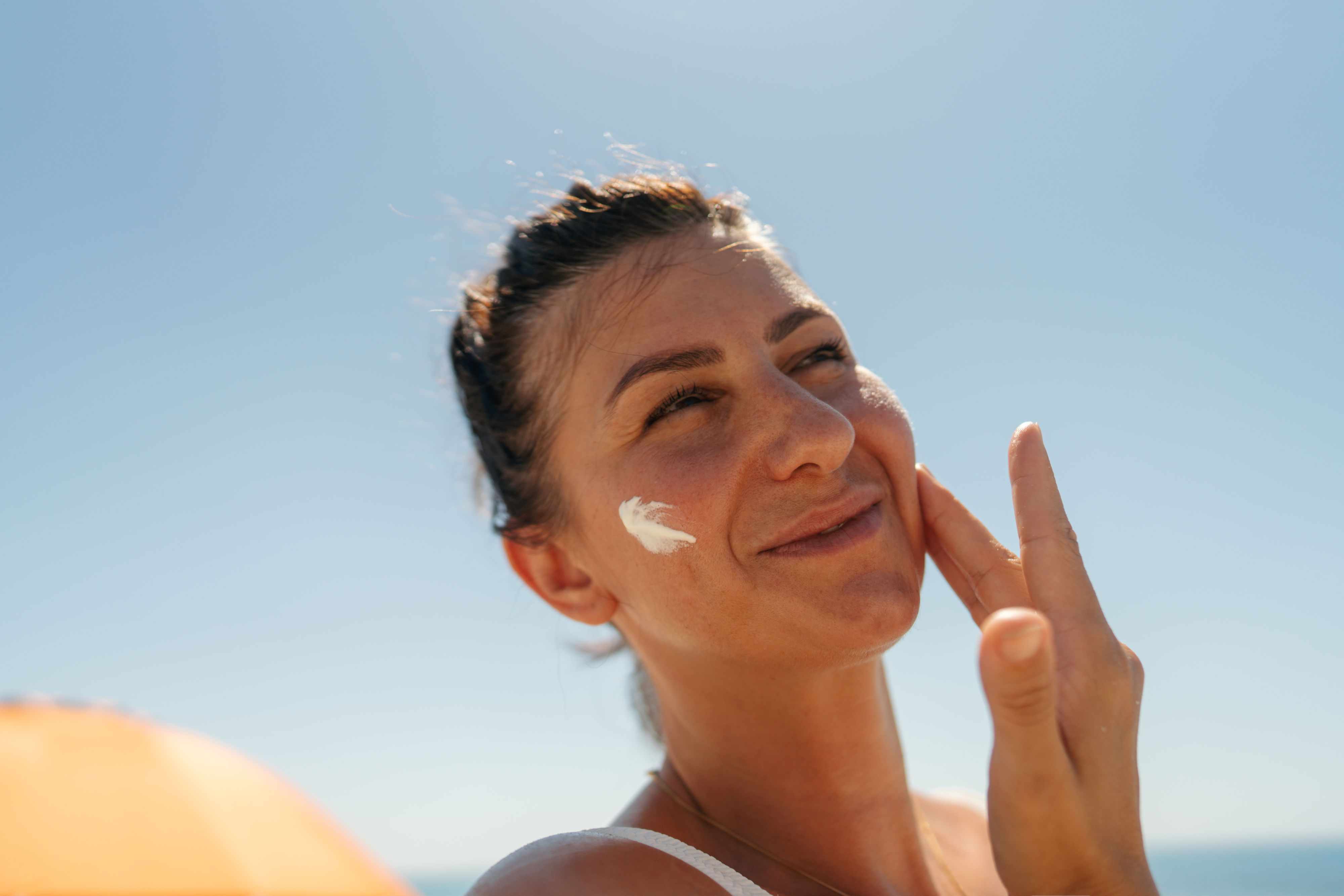 10 at-home anti-aging tips dermatologists recommend for healthier skin