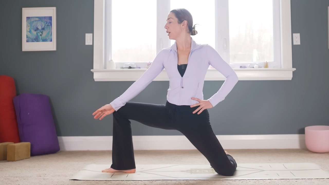 20-min bedtime yoga stretch for flexibility and relaxation