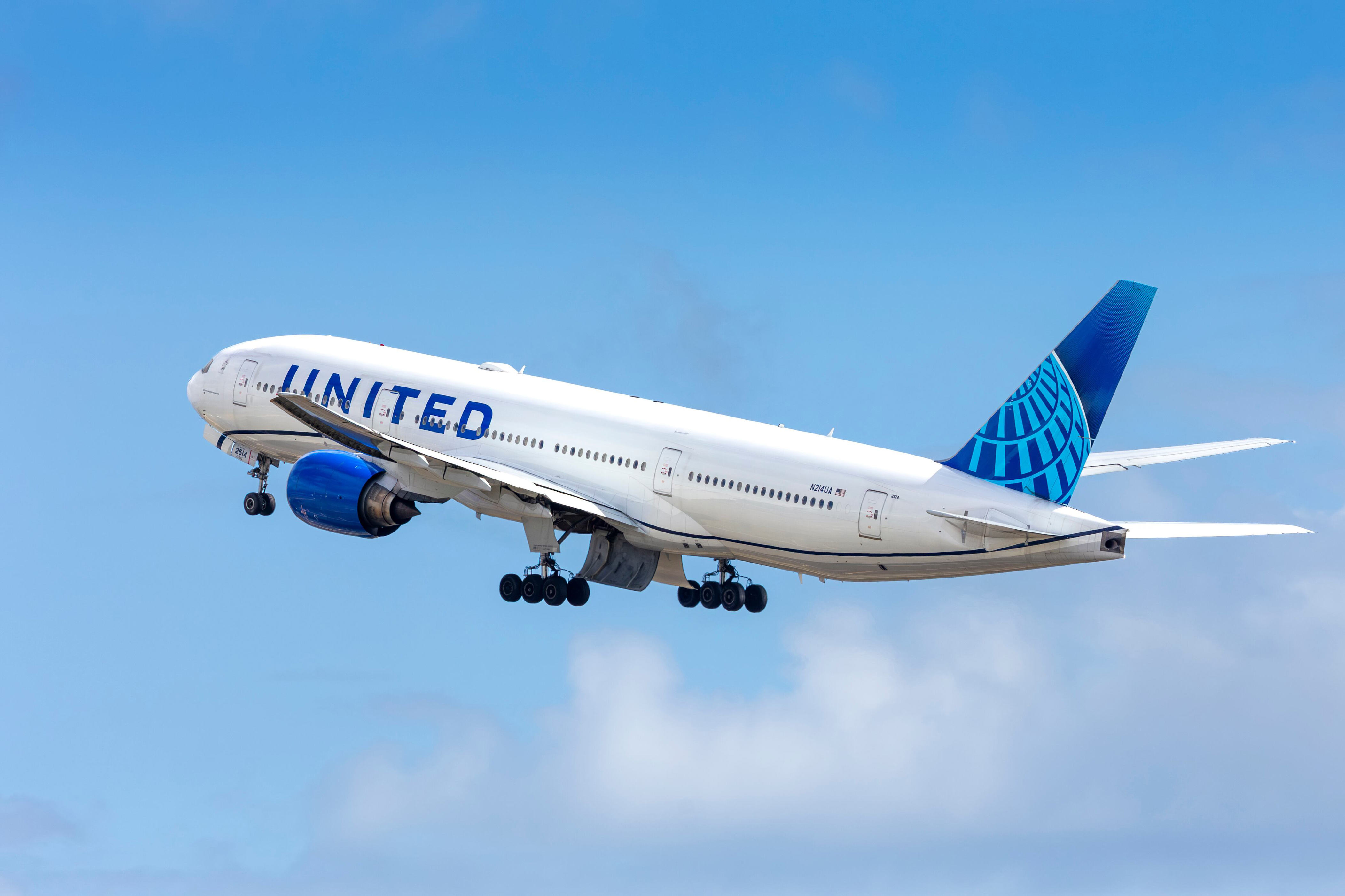 United Airlines unveils 'basic' fare for first-class cabins