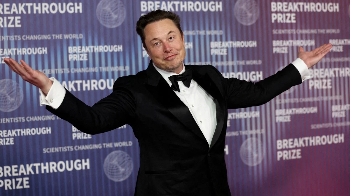 Elon Musk is the world’s first trillionaire - here’s why ordinary ...