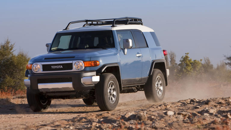 5 Toyota vehicles powered by the FJ Cruiser's V6 engine