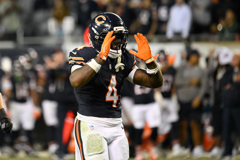 D'Andre Swift has utmost belief in all of Bears quarterbacks
