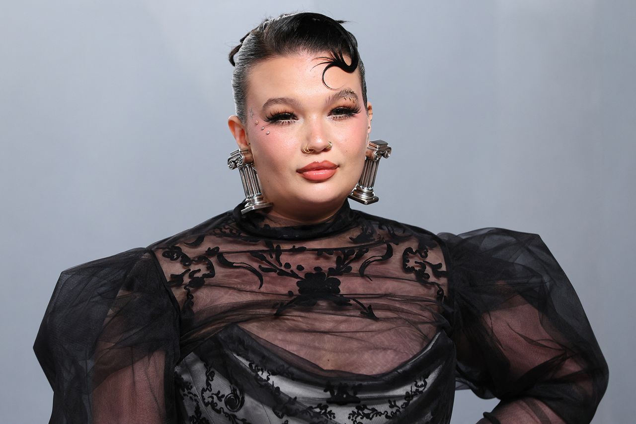 Lola Young says ‘breathing feels like a chore’ after years of vaping ...