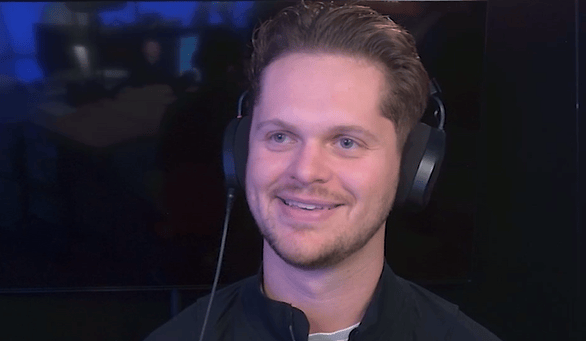 Behind the mic: New voice for Amerks