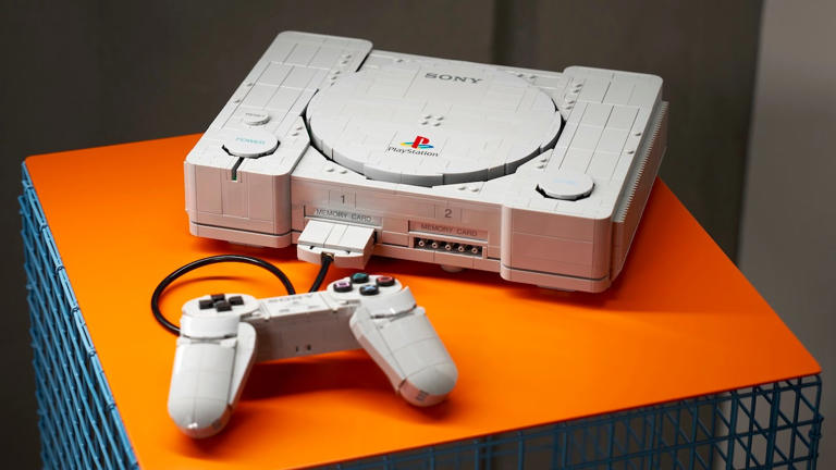 Lego PlayStation is now available for Lego Insiders
