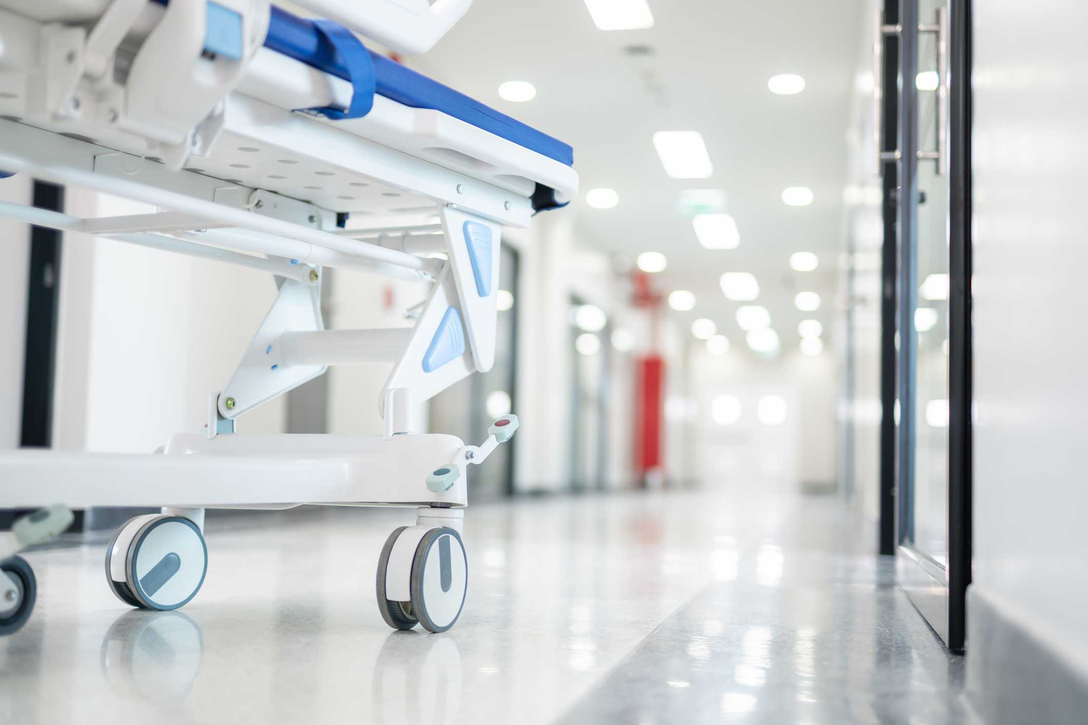 74-year-old woman sues hospital after wrong leg is amputated