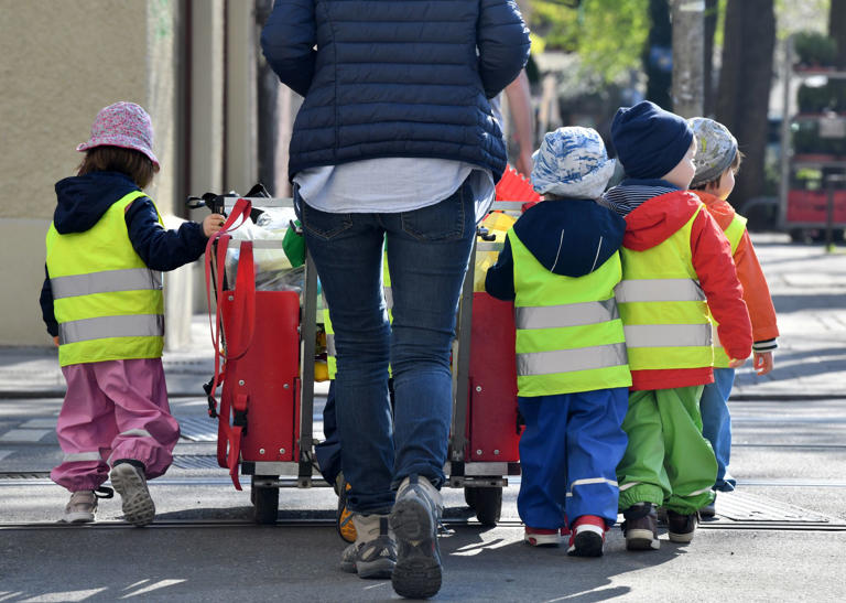 Young children get about 18,000 steps in every day, major study finds